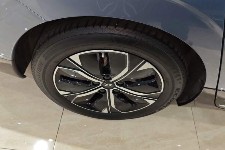 Used XPeng P5 2021 460G Right Rear Wheel Hub