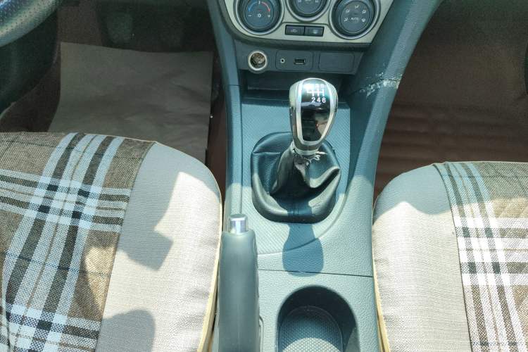 Used Haima Fumei 2014 M5 1.6L Manual Fashion Edition