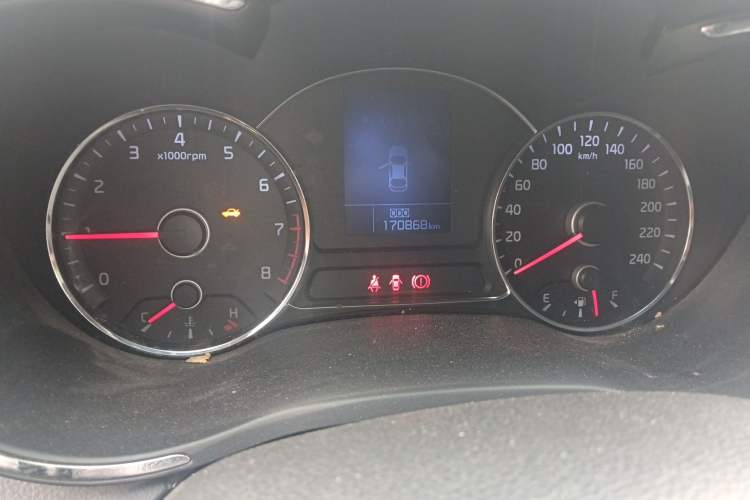 Used Kia K3 2015 1.6L Manual GL Odometer Close Up
