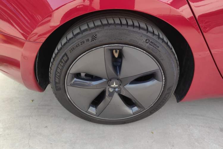 Used Tesla Model 3 2019 Standard Range Rear-Wheel Drive Upgraded Version (60 kWh)
