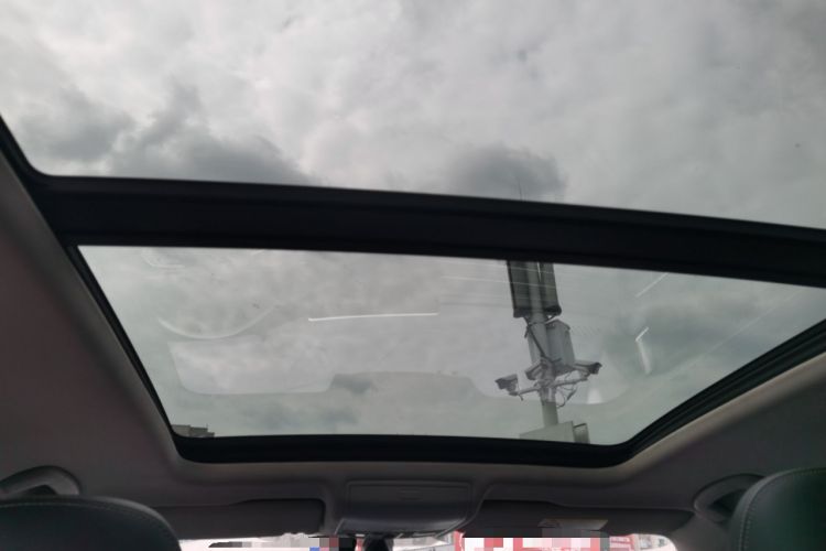 Used Volkswagen Tiguan L 2022 330TSI Automatic Two-Wheel Drive R-Line Enhanced Edition
