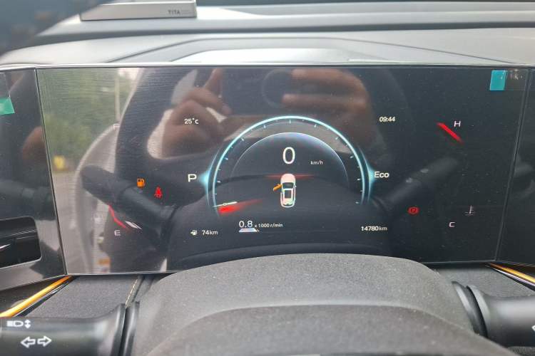 Used CHANGAN OSHAN X5 PLUS 2023 Revised 1.5T DCT Excellence Edition