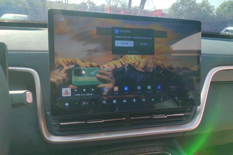 Used Dongfeng eπ eπ008 2024 210Max Range-Extended Version 6 Seats