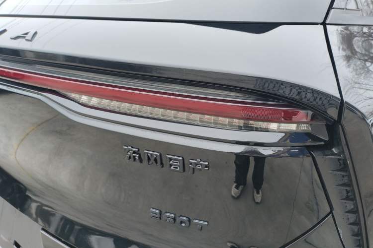 Used Venucia V 2022 260T Black Horse Edition · Idol Right Rear Taillight