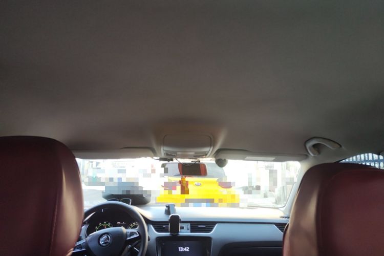 Used Skoda Octavia 2019 1.5L Automatic SmartDrive Comfort Edition China VI Standard
