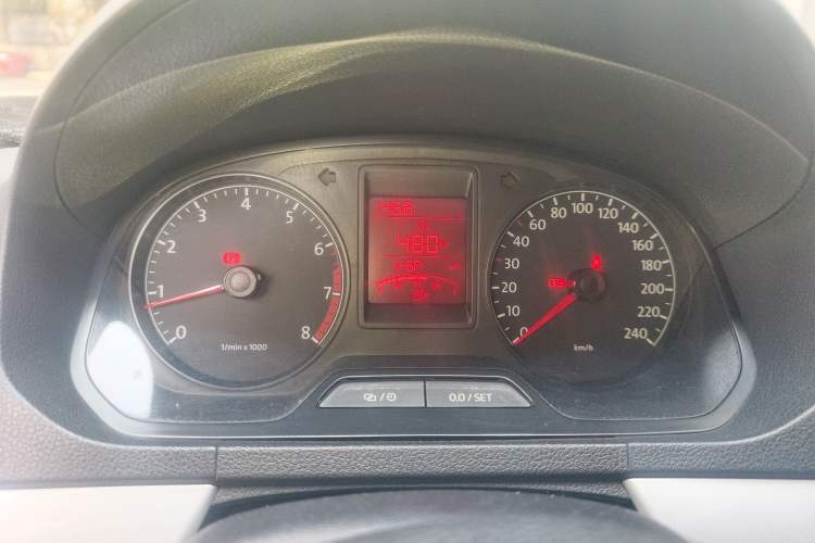 Used Volkswagen Jetta 2013 1.6L Manual Comfort Model
