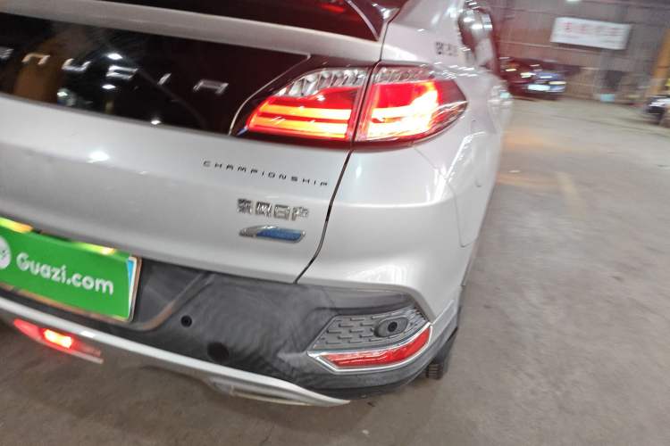 Used Venucia T90 2017 2.0L CVT Smart Edition