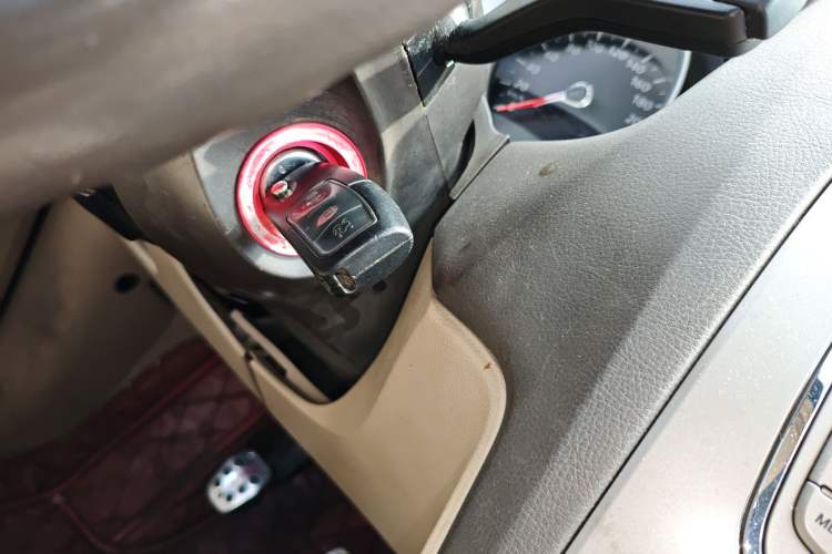 Used Ford Focus 2013 Sedan Classic 1.8L Manual Fashion Edition Vehicle Key