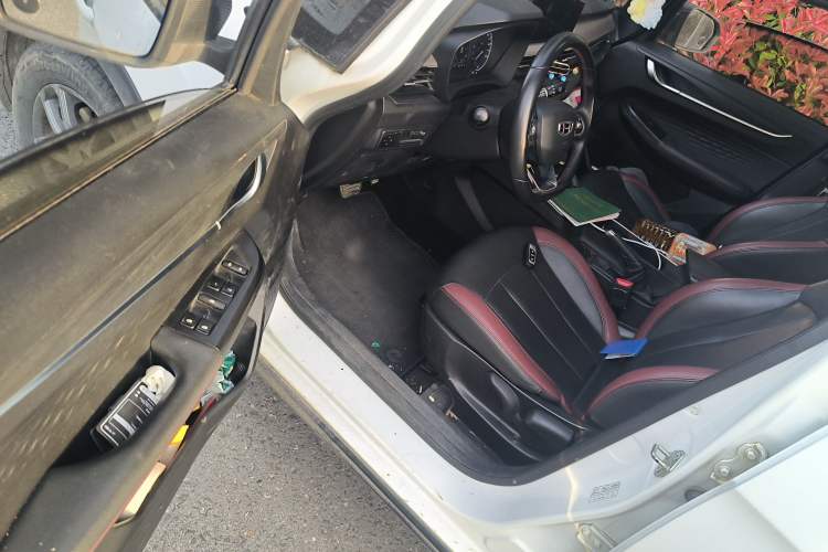 Used Geely Auto Vision X3 2021 PRO 1.5L CVT Deluxe Model
