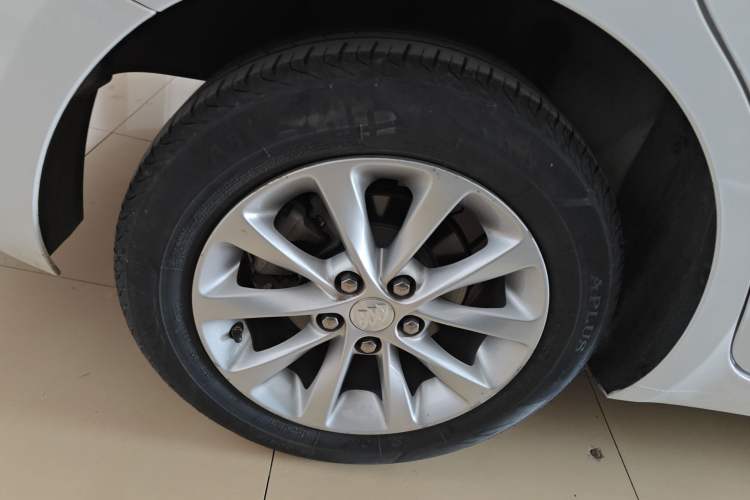 Used Buick GT 2019 15T Dual-Clutch Advanced Version China VI Standard
