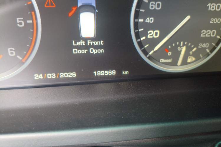 Used Land Rover Range 2012 4.4 TDV8
