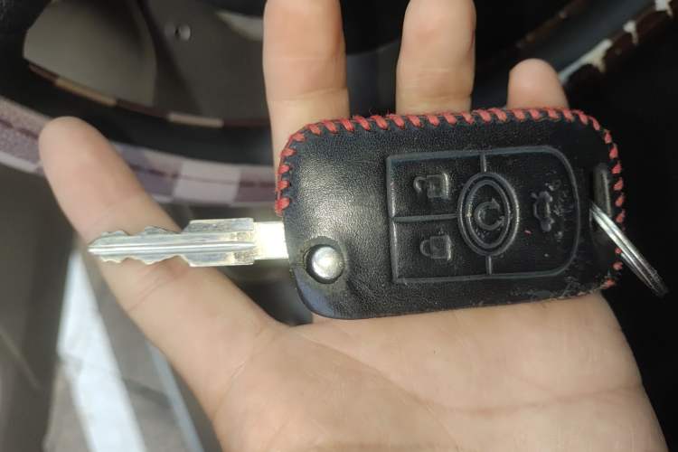 Used Buick Excelle 2013 1.5L Automatic Classic Model Vehicle Key