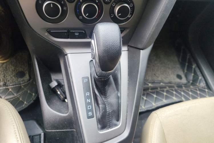 Used Ford Focus 2012 Hatchback 1.6L Automatic Comfort Model
