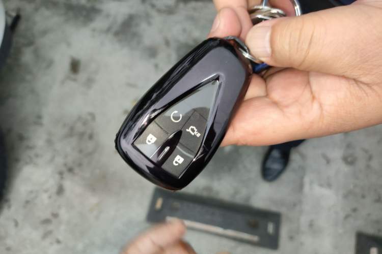 Used CHANGAN OSHAN X7 2020 1.5T Automatic Luxury Model Vehicle Key