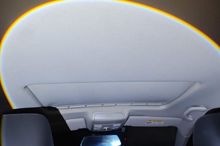 Used Volkswagen Sagitar 2017 1.6L Manual Comfort Model Headliner