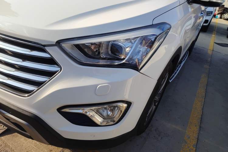 Used Hyundai Grand SantaFe 2013 3.0L 7-Seater 4x4 Flagship Edition