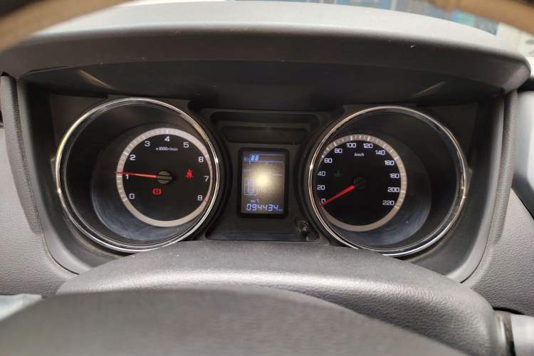 Used Dongfeng Aeolus A60 2016 1.5L Manual Luxury Model
