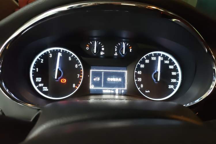 Used Buick Encore 2017 18T Automatic Two-Wheel Drive Urban Fashion Model Instrument Cluster