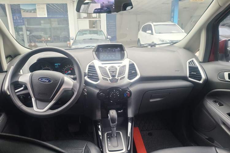 Used Ford EcoSport 2013 1.5L Automatic Fashion Model Center Console