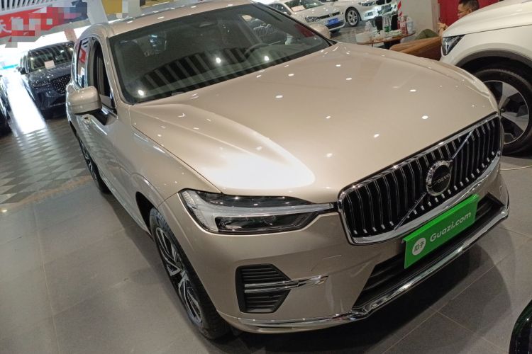 Used Volvo XC60 2024 B5 4x4 Smart Luxury Edition Exterior 1