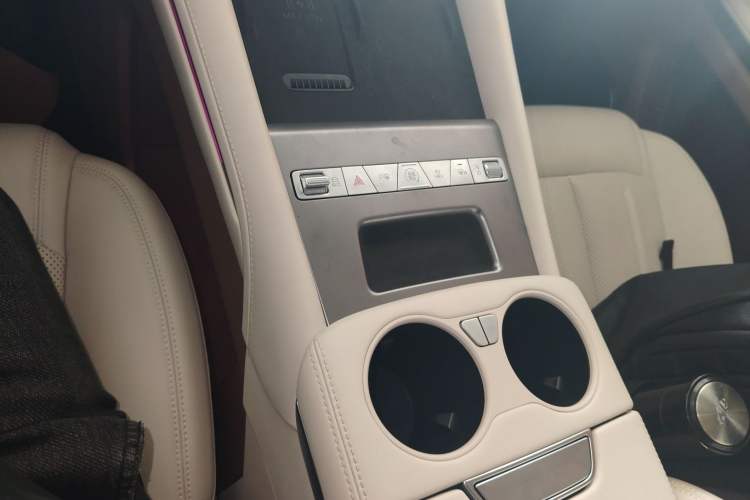 Used BYD Xia 2025 DM-i 1.5T 180km Beyond Edition
