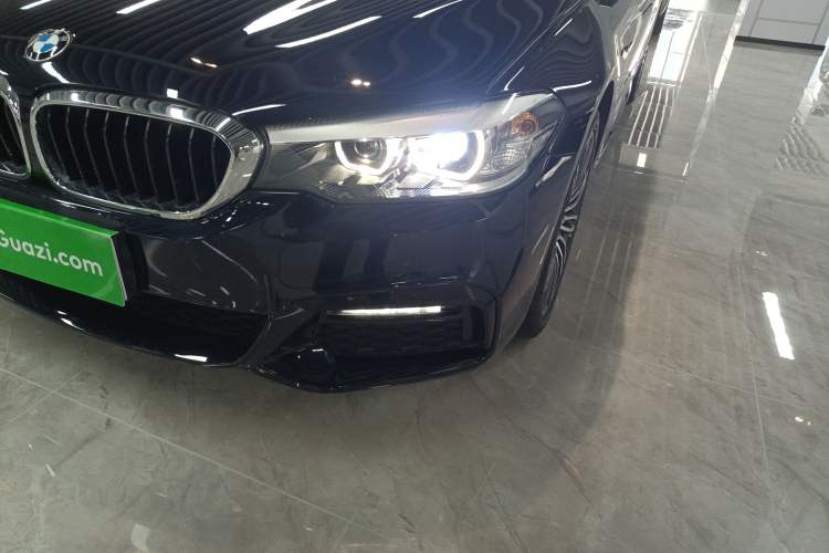 Used BMW 5 Series 2019 530Li Leading Model M Sport Package
