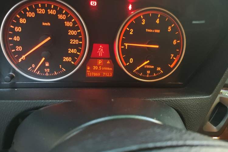 Used BMW X5 2011 xDrive35i Luxury Model
