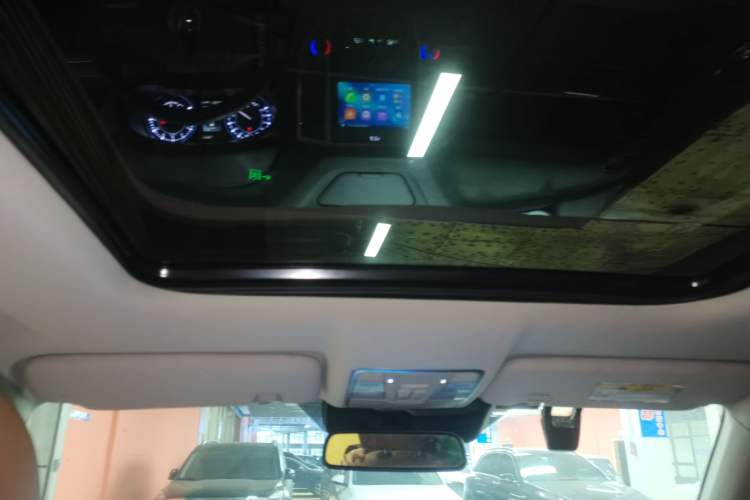 Used Changan CS95 2017 2.0T Four-Wheel Drive SmartDrive Edition
