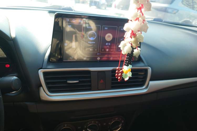 Used Mazda Mazda 3 Axela 2017 Sedan 1.5L Automatic Comfort Model Emission Standard China V
