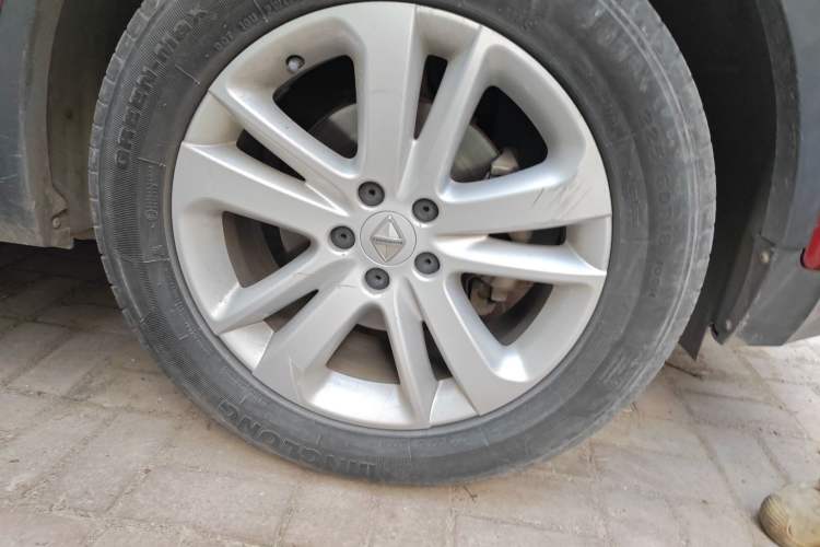 Used BORGWARD BX5 2017 20TGDI Automatic Two-Wheel Drive Pioneer Edition