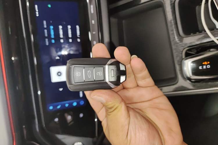 Used Dongfeng Aeolus Yixuan MAX 2024 1.5T Prestige Hybrid Edition