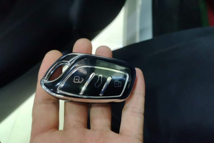 Used Roewe Clever 2022 311km QiQi BoBo Edition
