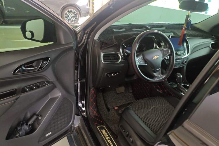 Used Chevrolet Equinox 2018 RS 550T Automatic All-Wheel-Drive Boundary Edition
