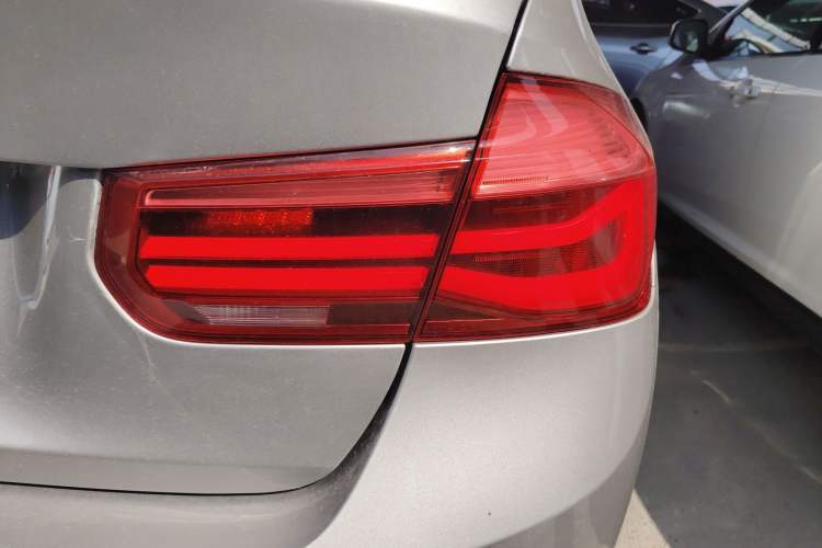 Used BMW 3 Series 2016 320i Fashion Model