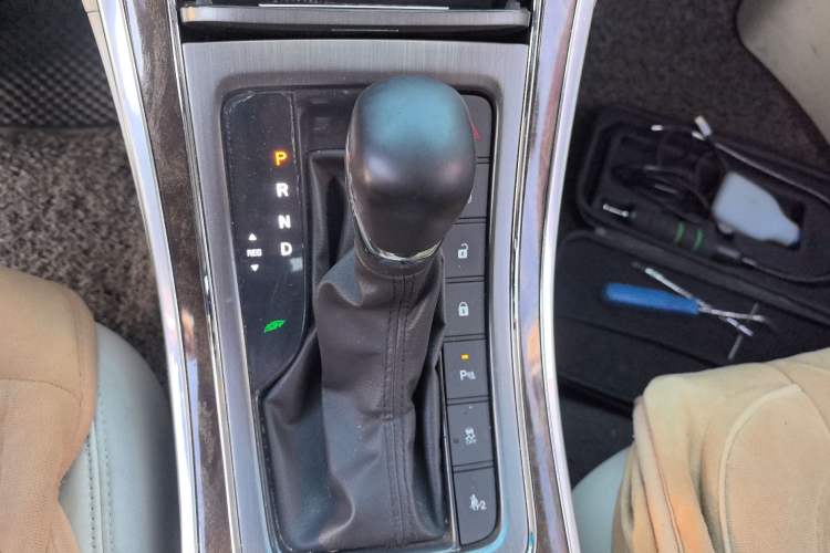 Used Roewe e950 2016 1.4T Luxury Edition