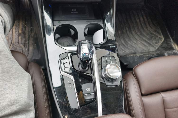 Used BMW X3 2021 xDrive25i Luxury Package Gear Lever