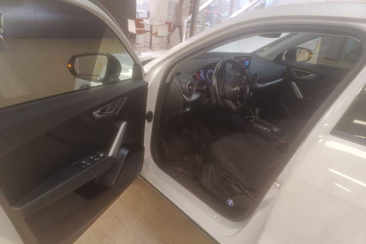 Used Audi Q2L 2021 35 TFSI Progressive Dynamic Edition
