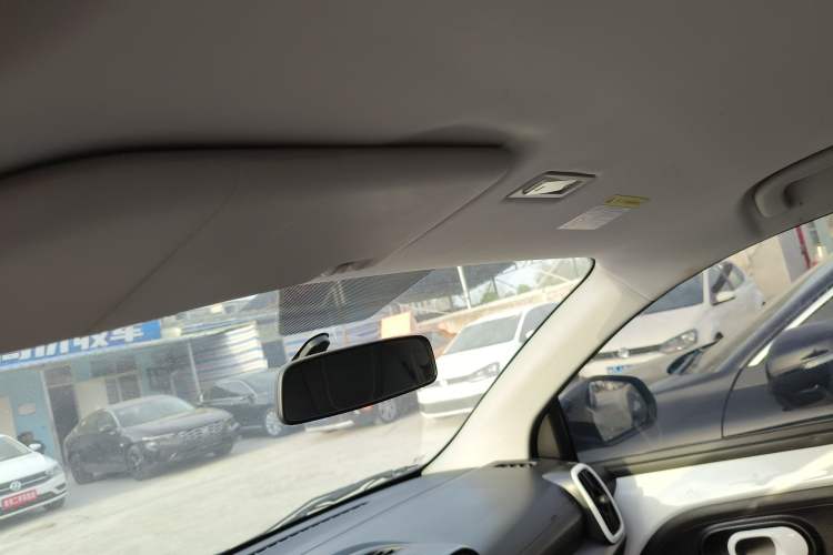 Used Roewe Clever 2022 311km QiQi BoBo Edition
