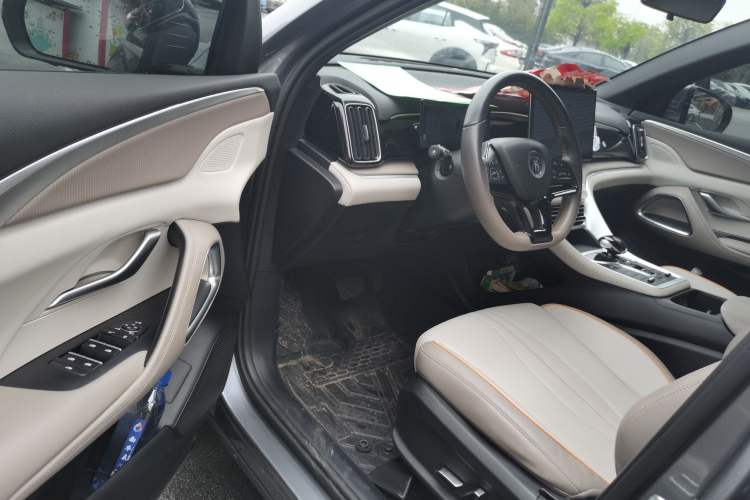 Used BYD Song Pro New Energy 2024 HONOR Edition DM-i 110KM Beyond Model Driver Seat