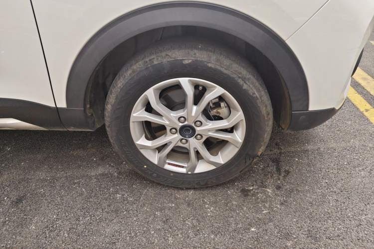 Used Haval H2s 2017 Red-Label 1.5T Dual-Clutch Comfort Model Right Front Wheel Hub