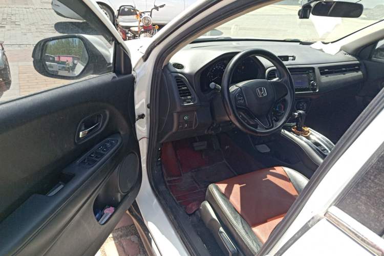 Used Honda Vezel 2017 1.5L CVT 2WD Comfort Model
