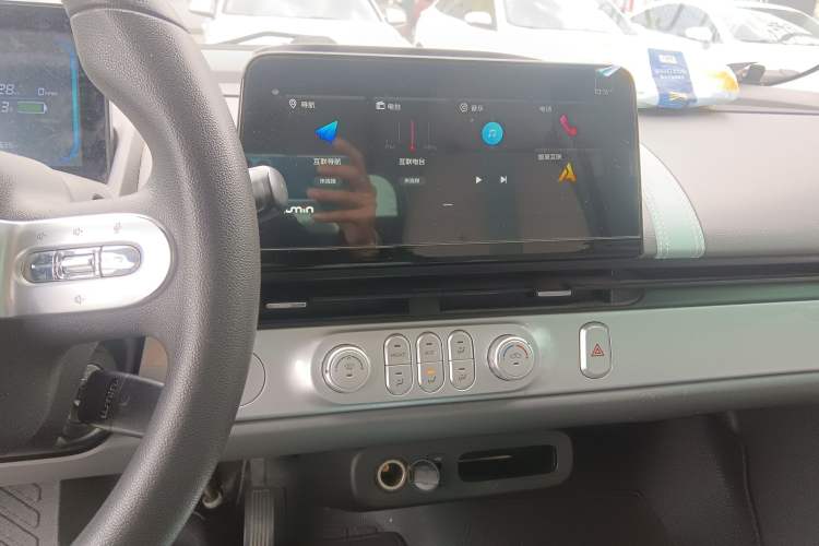 Used CHANGAN NEVO Lumin 2022 155 km – Refreshingly Sweet Edition Audio And AC Panel