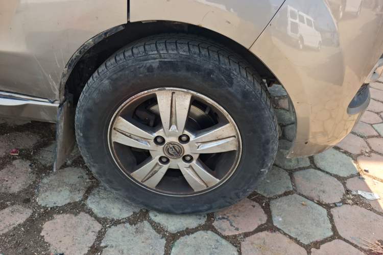 Used Jinbei New Hiace X30L 2018 1.5L Wealth Edition DLCG14 Right Front Wheel Hub