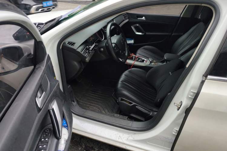 Used Peugeot 408 2020 360THP 10th Anniversary Edition Driver Seat