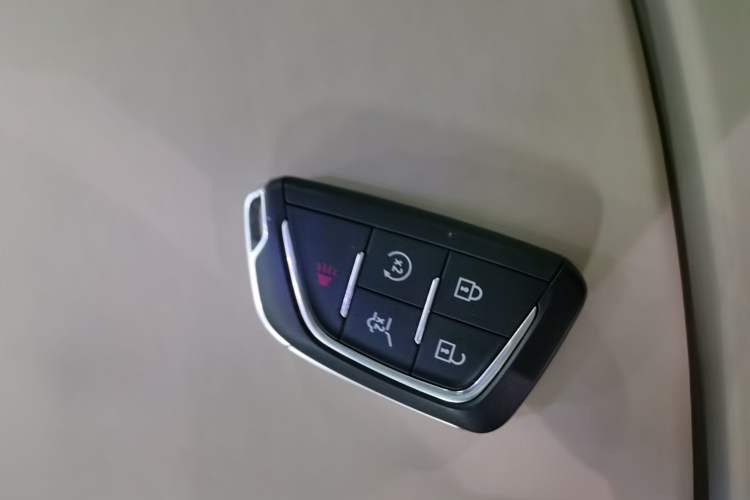 Used Cadillac LYRIQ 2022 Rear-Drive Long-Range Prestige Edition