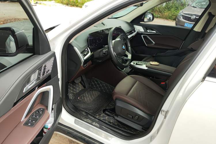 Used BMW X1 2023 sDrive25Li X Design Package Driver Seat