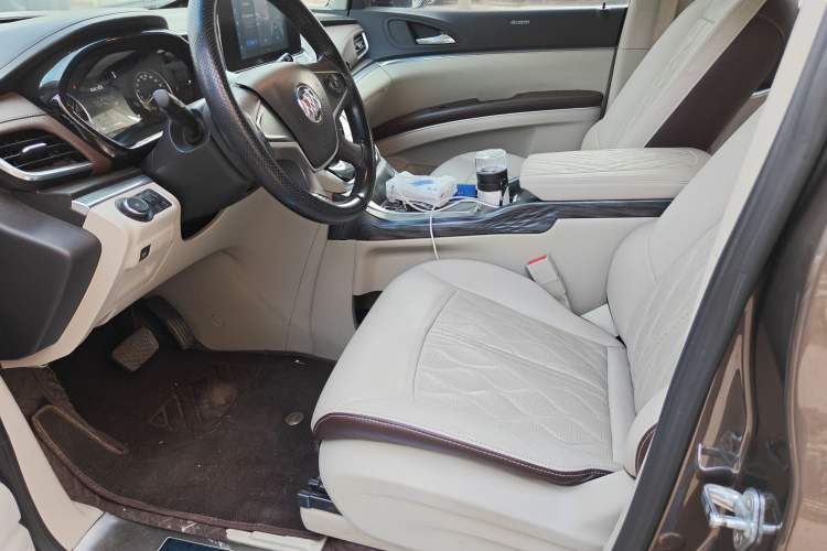 Used Buick GL8 2021 Land Cruiser Executive Class 652T Comfort Model