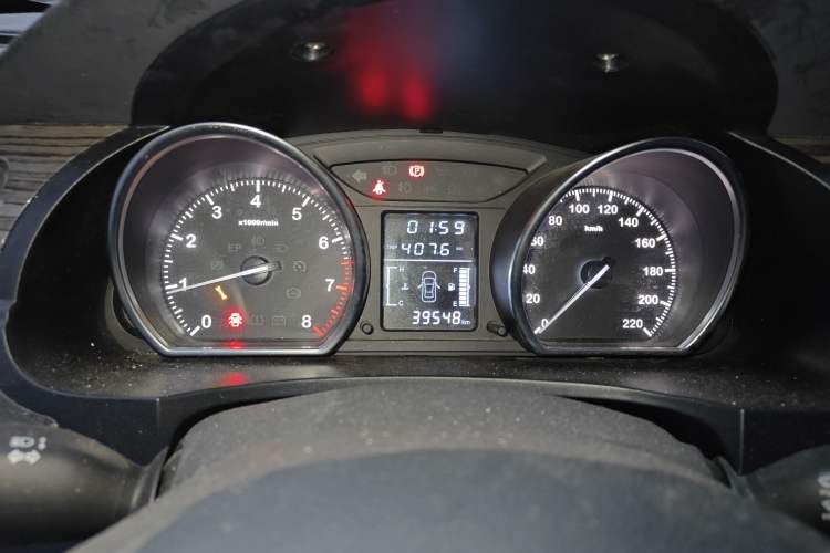 Used Zotye T600 2015 1.5T Manual Luxury Model
