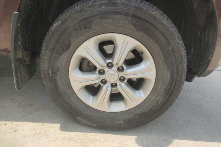 Used Nissan Navara 2017 2.5L Automatic 4x4 Luxury Edition QR25