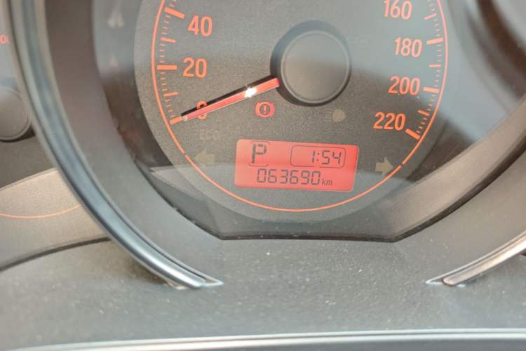 Used Honda Fit 2018 1.5L CVT Comfort Version Odometer Close Up